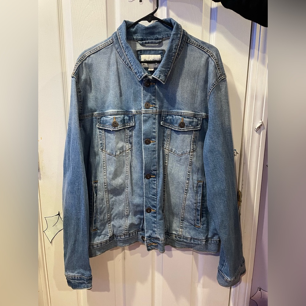Men’s XL Denim Jacket